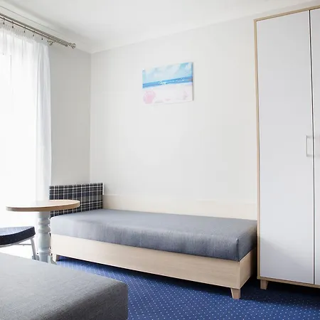 Bed & Breakfast Osrodek Wczasowy Dagmor *